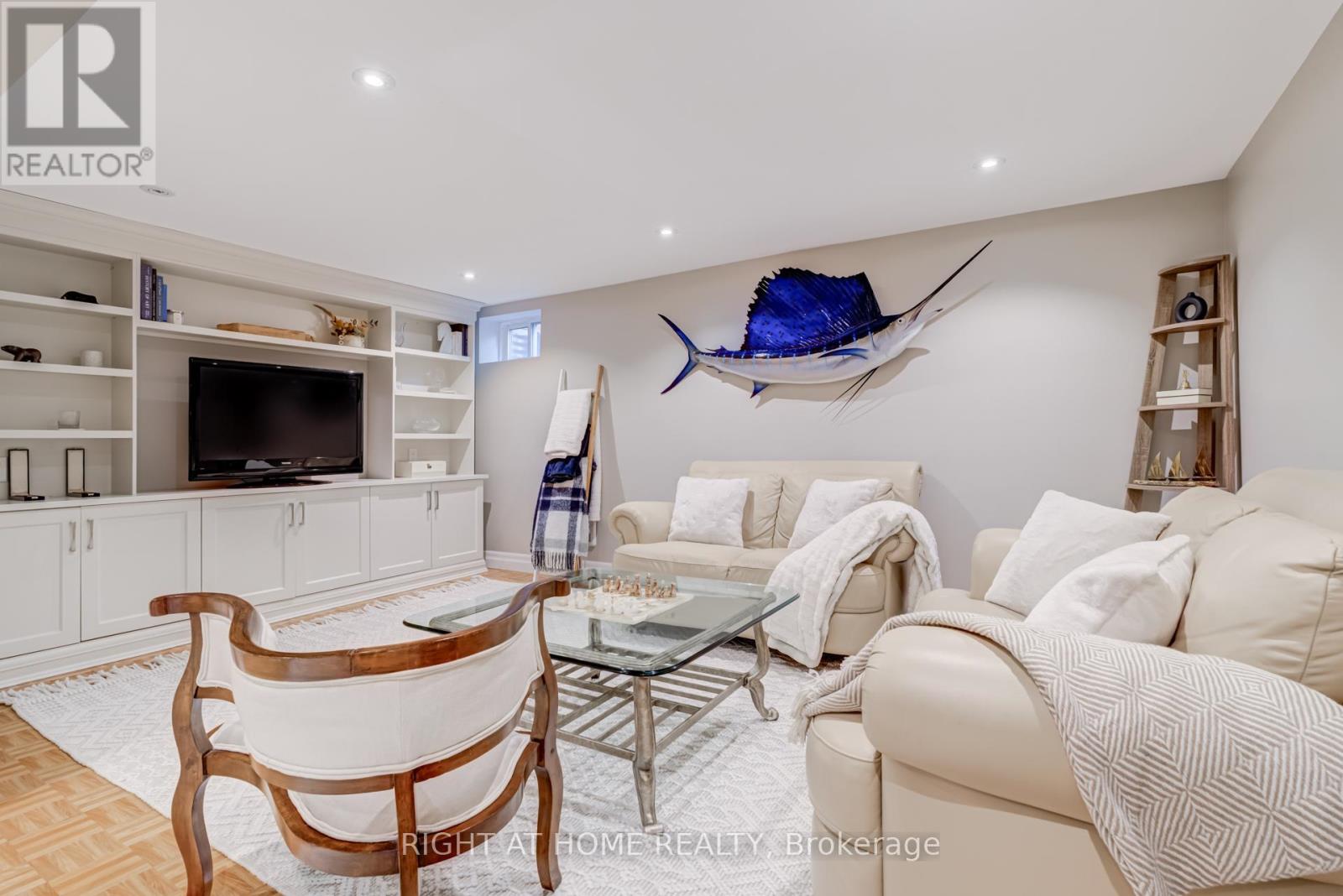 9 - 2067 Marine Drive, Oakville, Ontario  L6L 1B8 - Photo 18 - W12471297