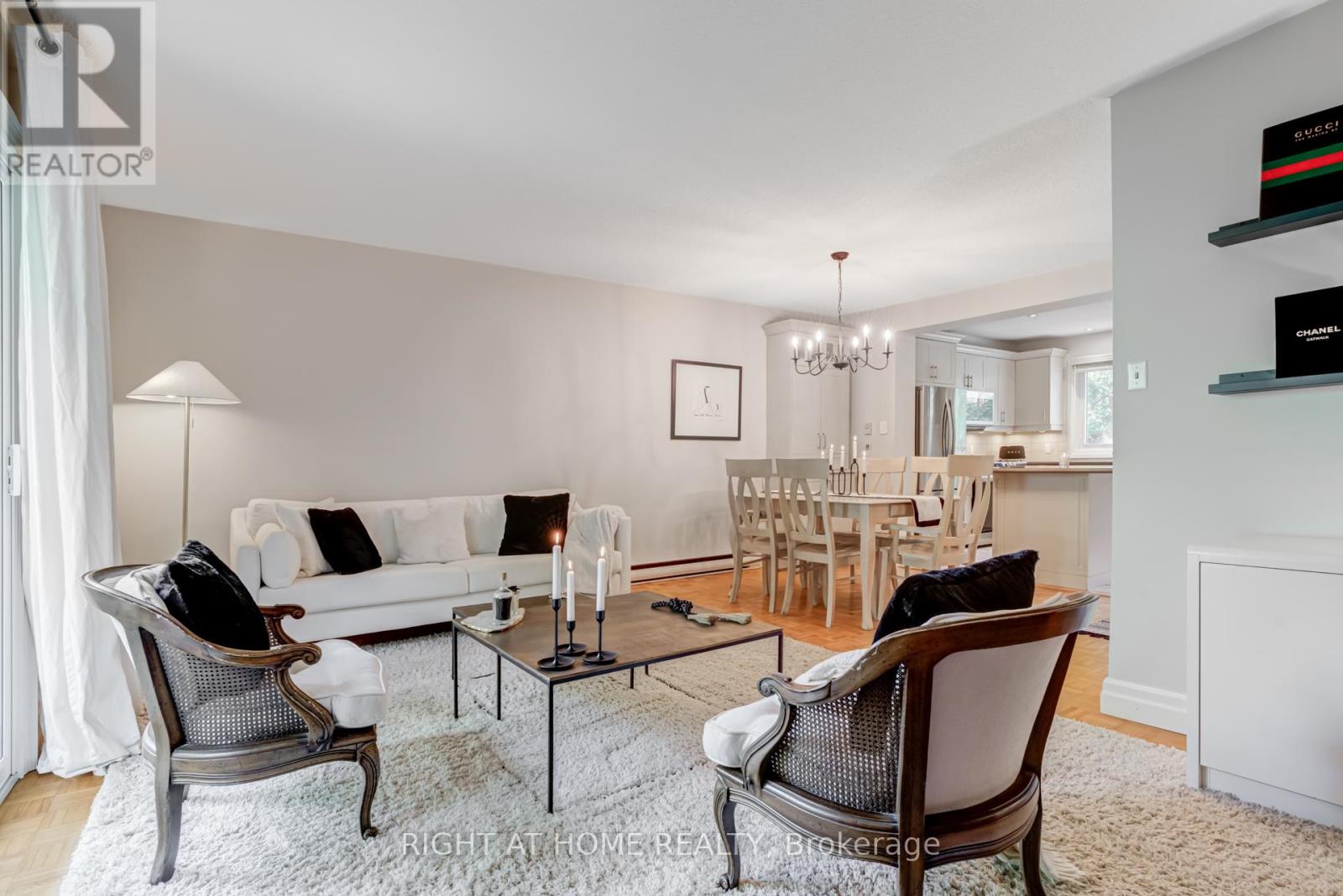 9 - 2067 Marine Drive, Oakville, Ontario  L6L 1B8 - Photo 9 - W12471297