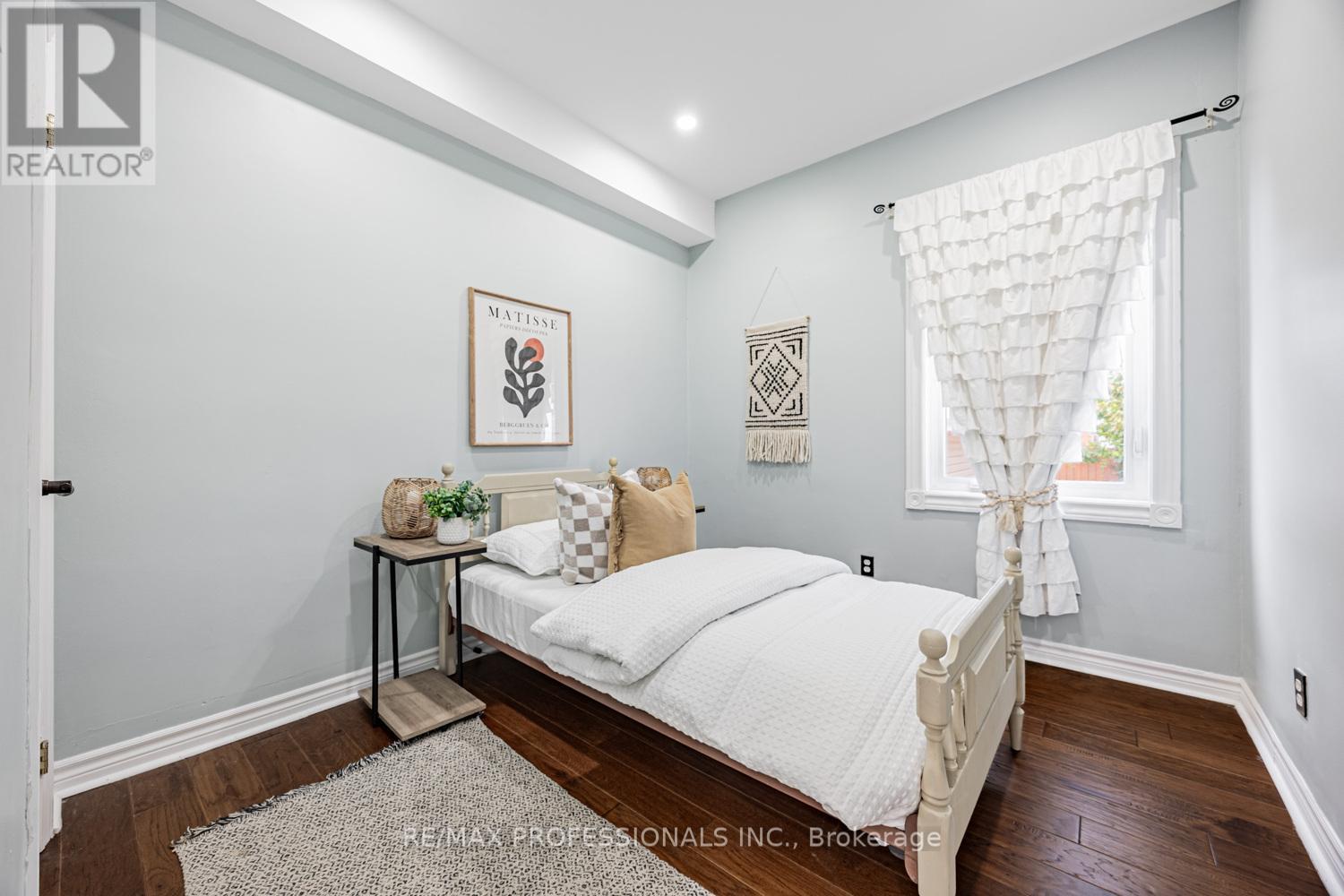 56 Parker Avenue, Toronto, Ontario  M8Z 4L8 - Photo 17 - W12471302