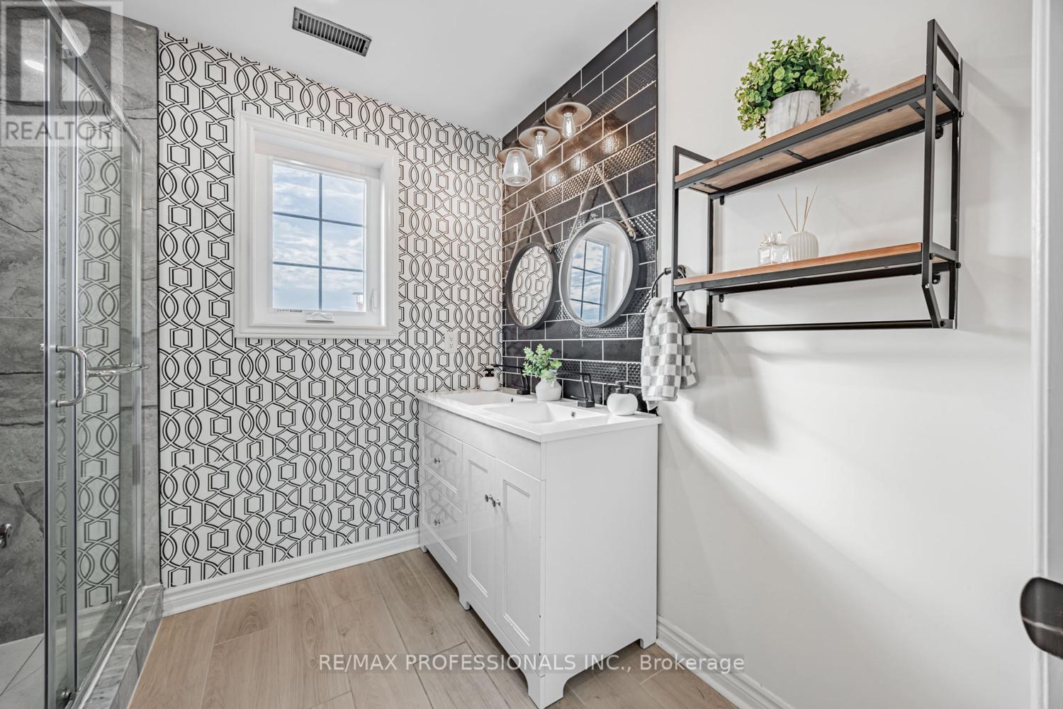 56 Parker Avenue, Toronto, Ontario  M8Z 4L8 - Photo 23 - W12471302