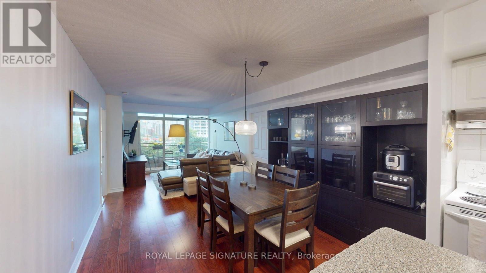 207 - 5229 Dundas Street W, Toronto, Ontario  M9B 6L9 - Photo 8 - W12471305