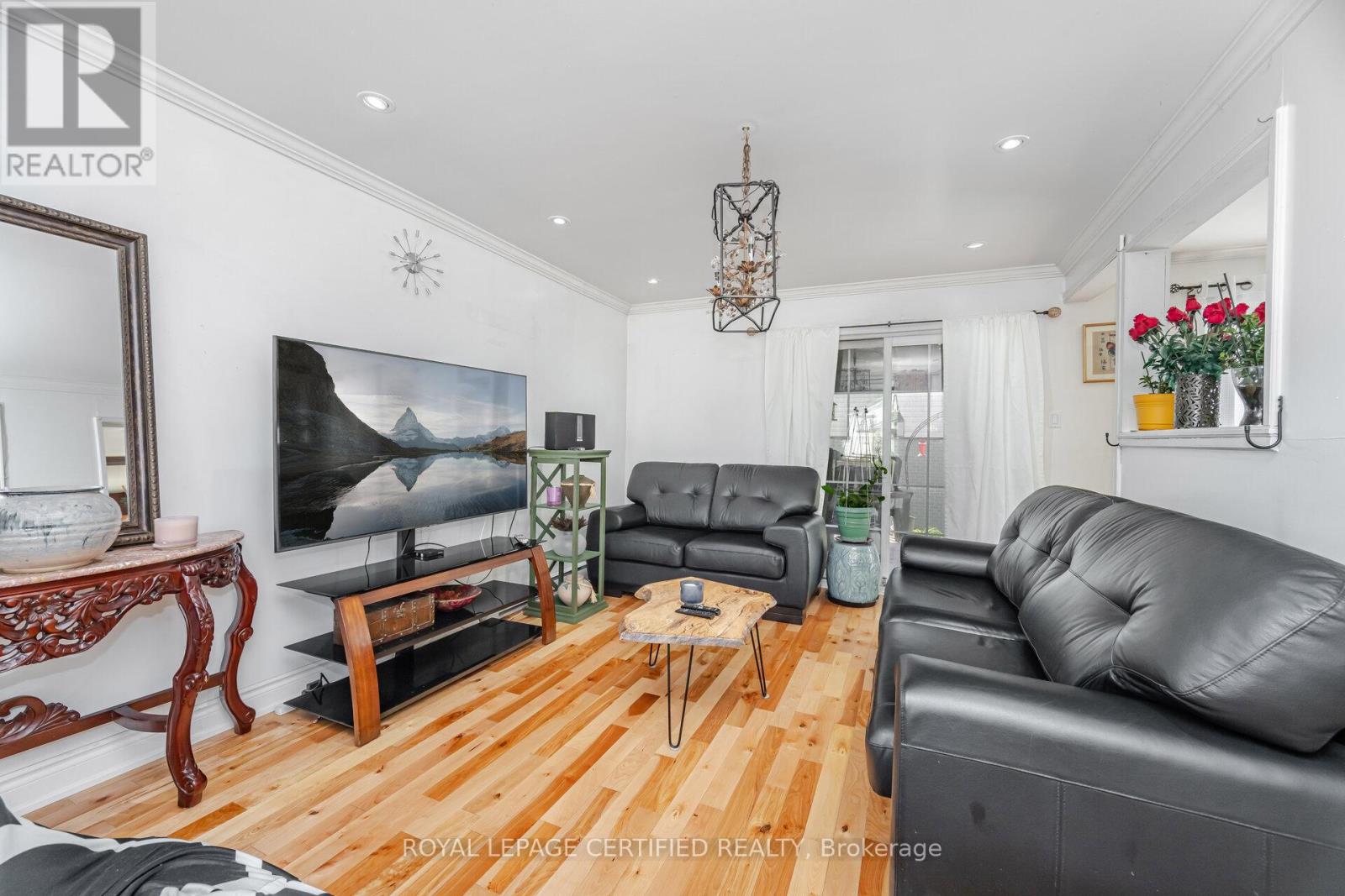 13 Hilldowntree Trail, Brampton, Ontario  L6S 1P7 - Photo 11 - W12471315
