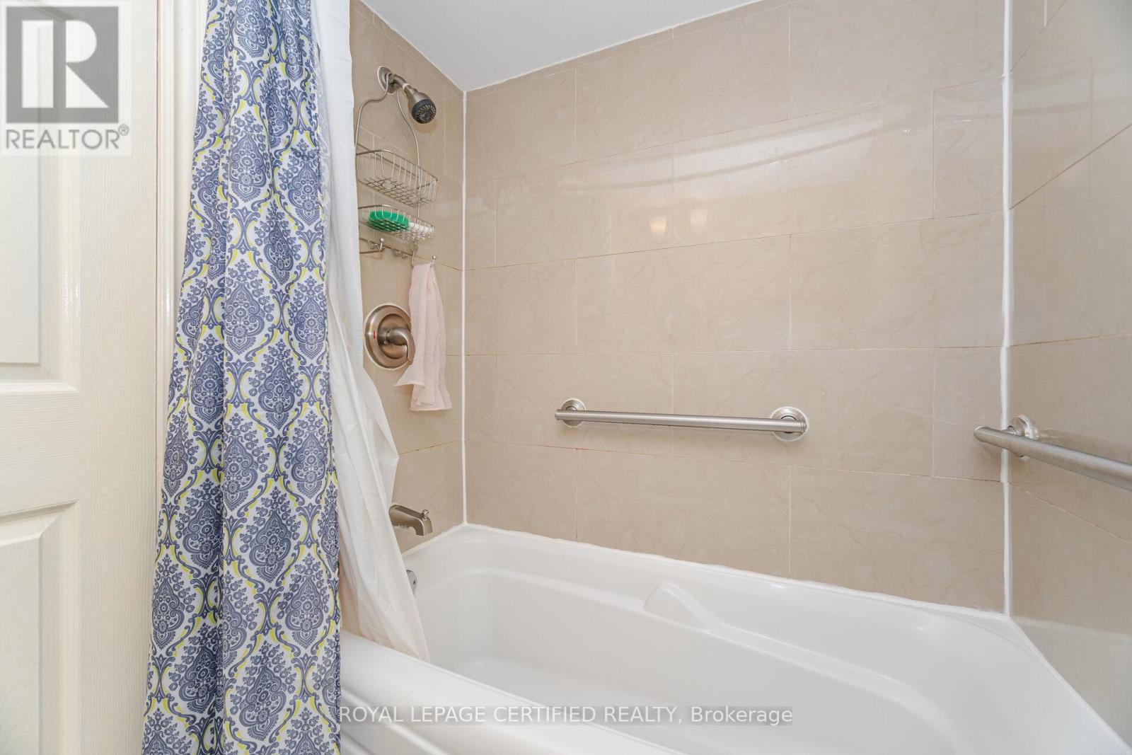 13 Hilldowntree Trail, Brampton, Ontario  L6S 1P7 - Photo 26 - W12471315