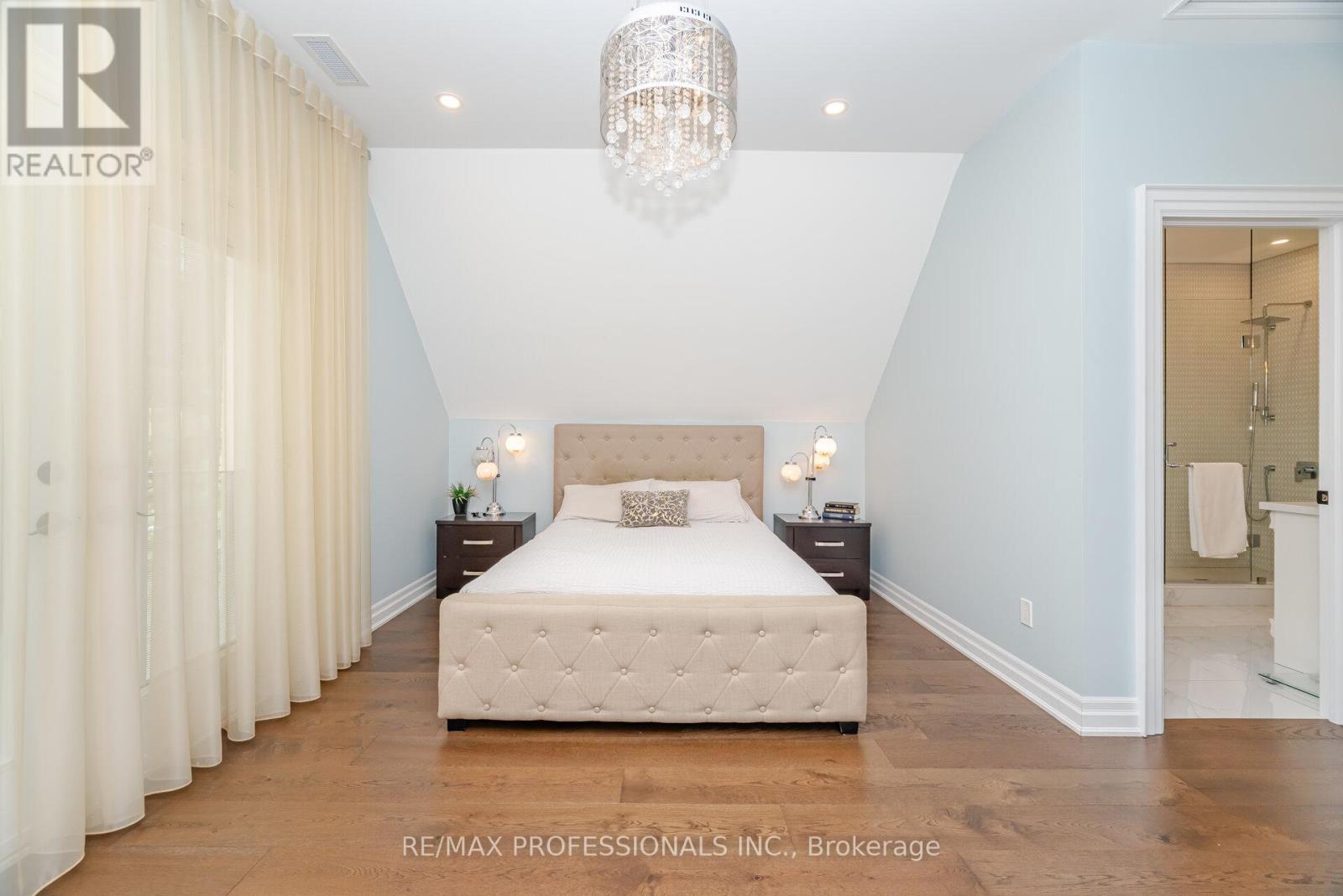 3220 Rymal Road, Mississauga, Ontario  L4Y 3B9 - Photo 14 - W12471319