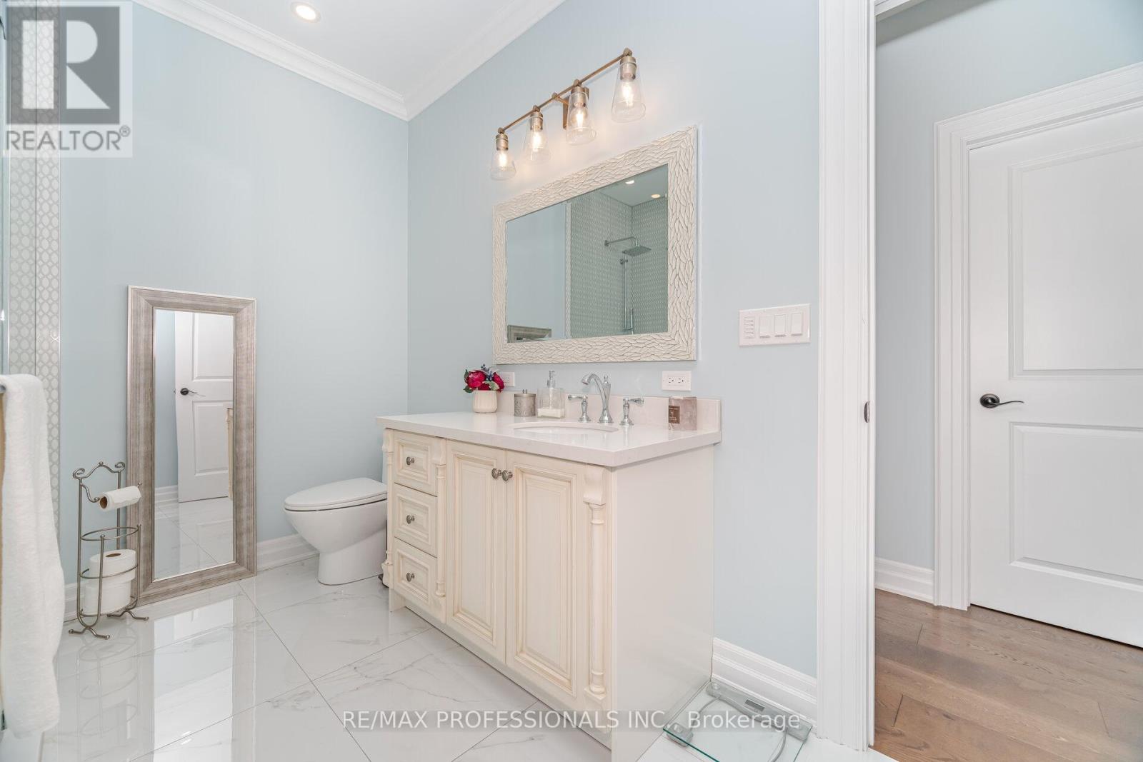 3220 Rymal Road, Mississauga, Ontario  L4Y 3B9 - Photo 49 - W12471319