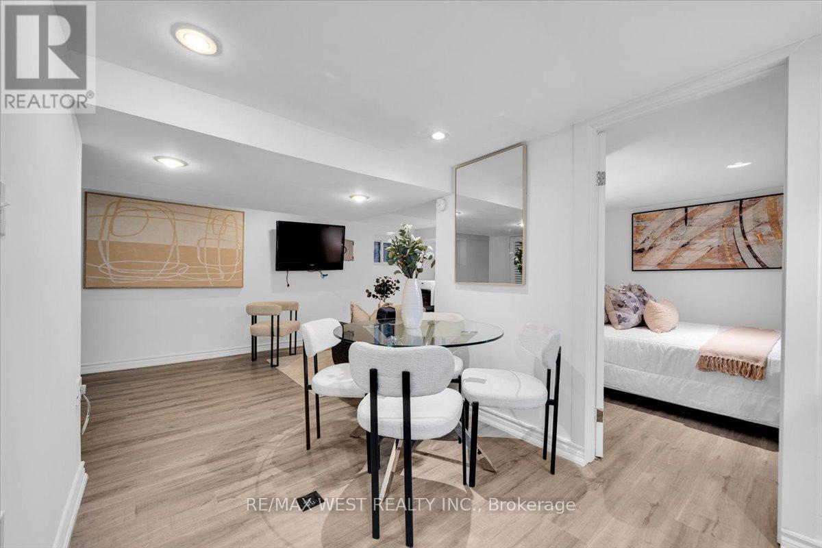 176 Sixth Street, Toronto, Ontario  M8V 3A5 - Photo 30 - W12471326