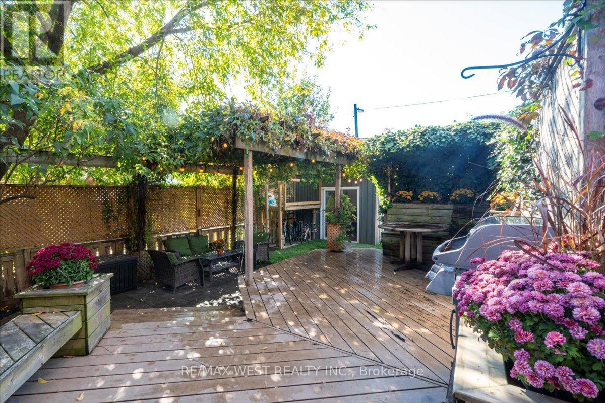 176 Sixth Street, Toronto, Ontario  M8V 3A5 - Photo 32 - W12471326
