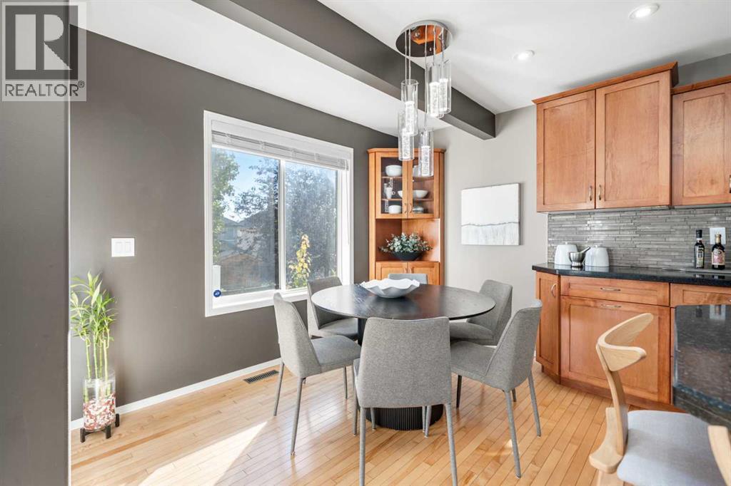 1038 Bridlemeadows Manor Sw, Calgary, Alberta  T2Y 4K9 - Photo 10 - A2264241