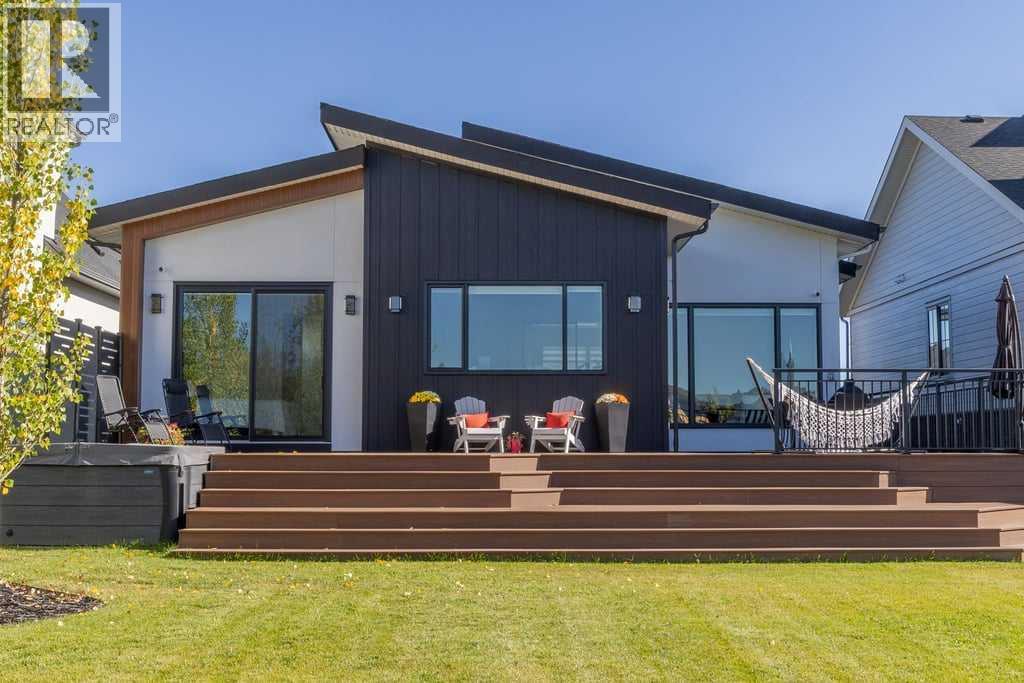 133 Glyde Park, Rural Rocky View County, Alberta  T3Z 0A1 - Photo 3 - A2264423