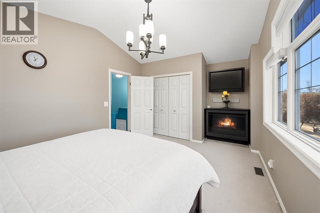 1038 Bridlemeadows Manor Sw, Calgary, Alberta  T2Y 4K9 - Photo 17 - A2264241