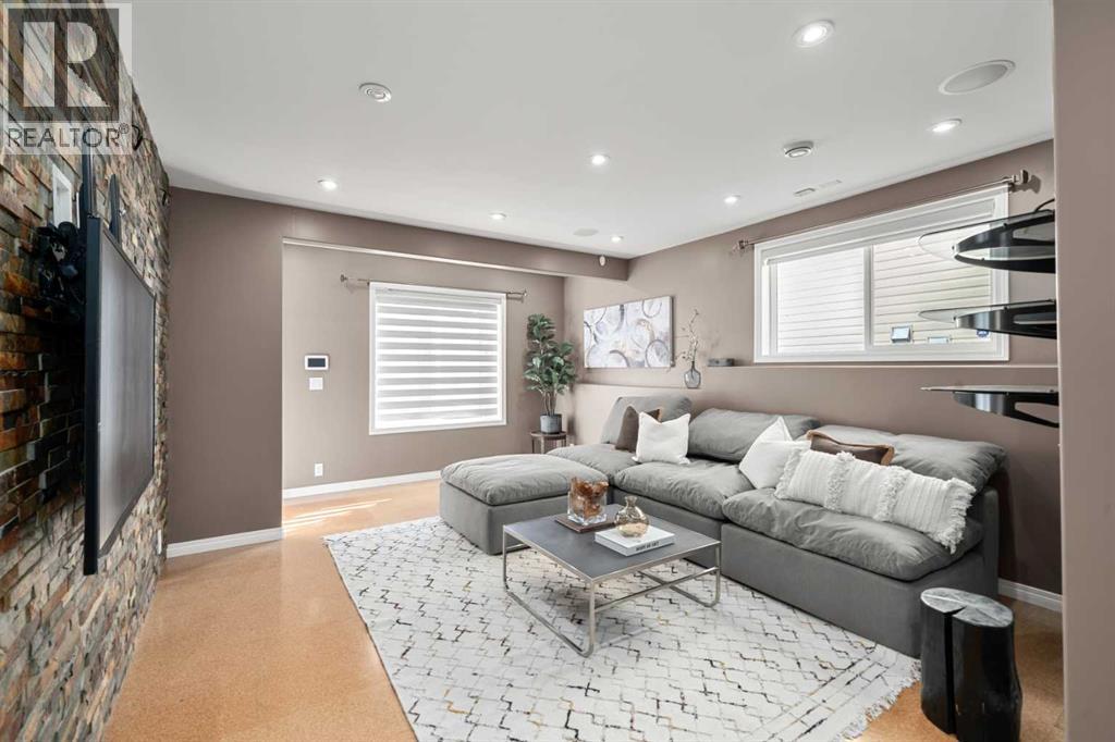 1038 Bridlemeadows Manor Sw, Calgary, Alberta  T2Y 4K9 - Photo 26 - A2264241