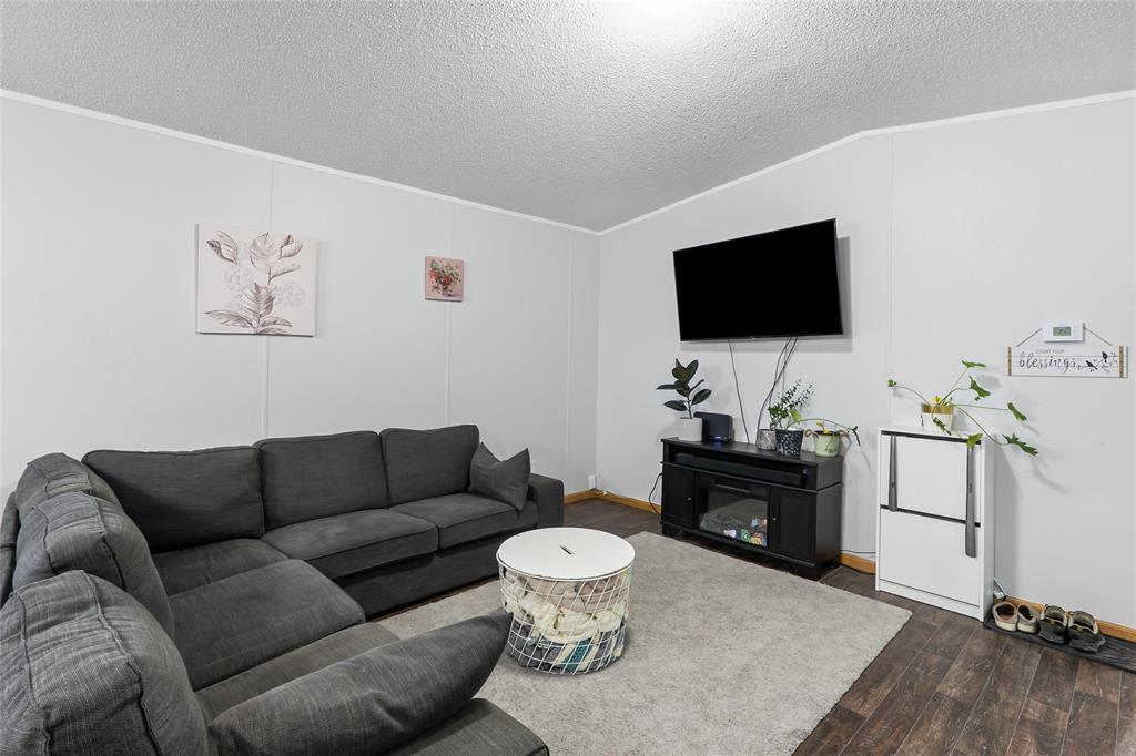 11 Aspen Six Drive, Steinbach, Manitoba  R5G 0M4 - Photo 11 - 202526796