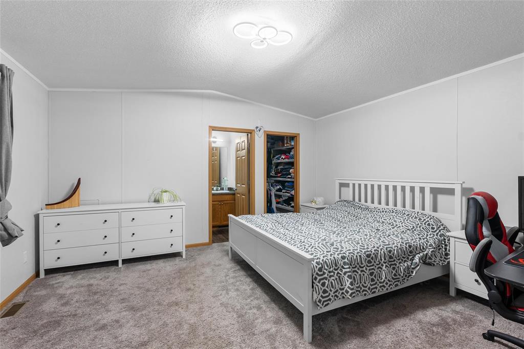 11 Aspen Six Drive, Steinbach, Manitoba  R5G 0M4 - Photo 16 - 202526796