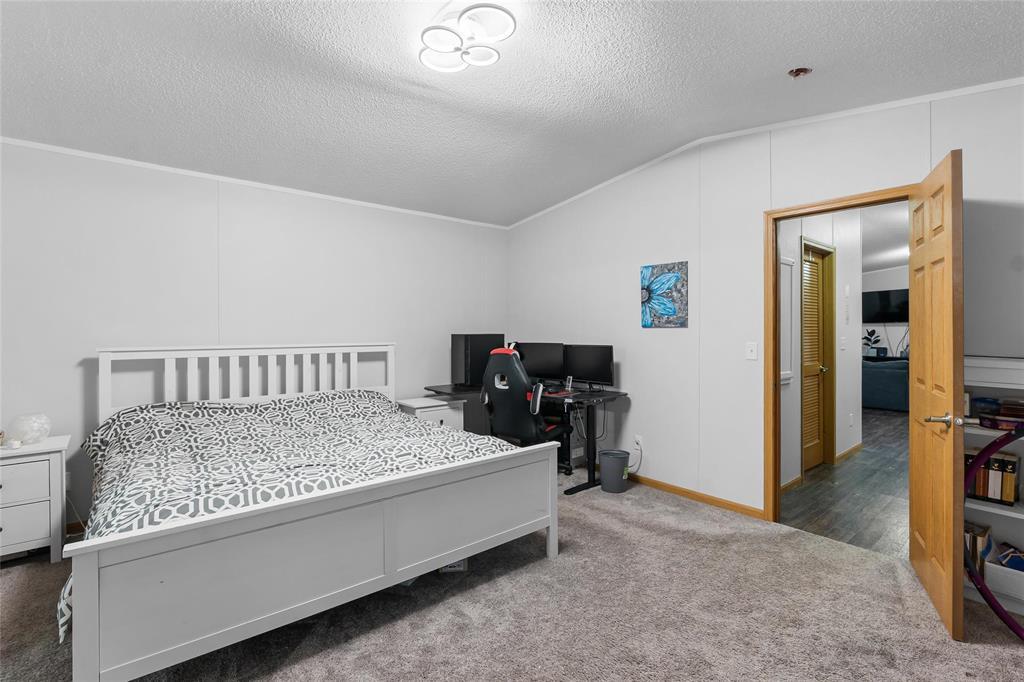 11 Aspen Six Drive, Steinbach, Manitoba  R5G 0M4 - Photo 17 - 202526796