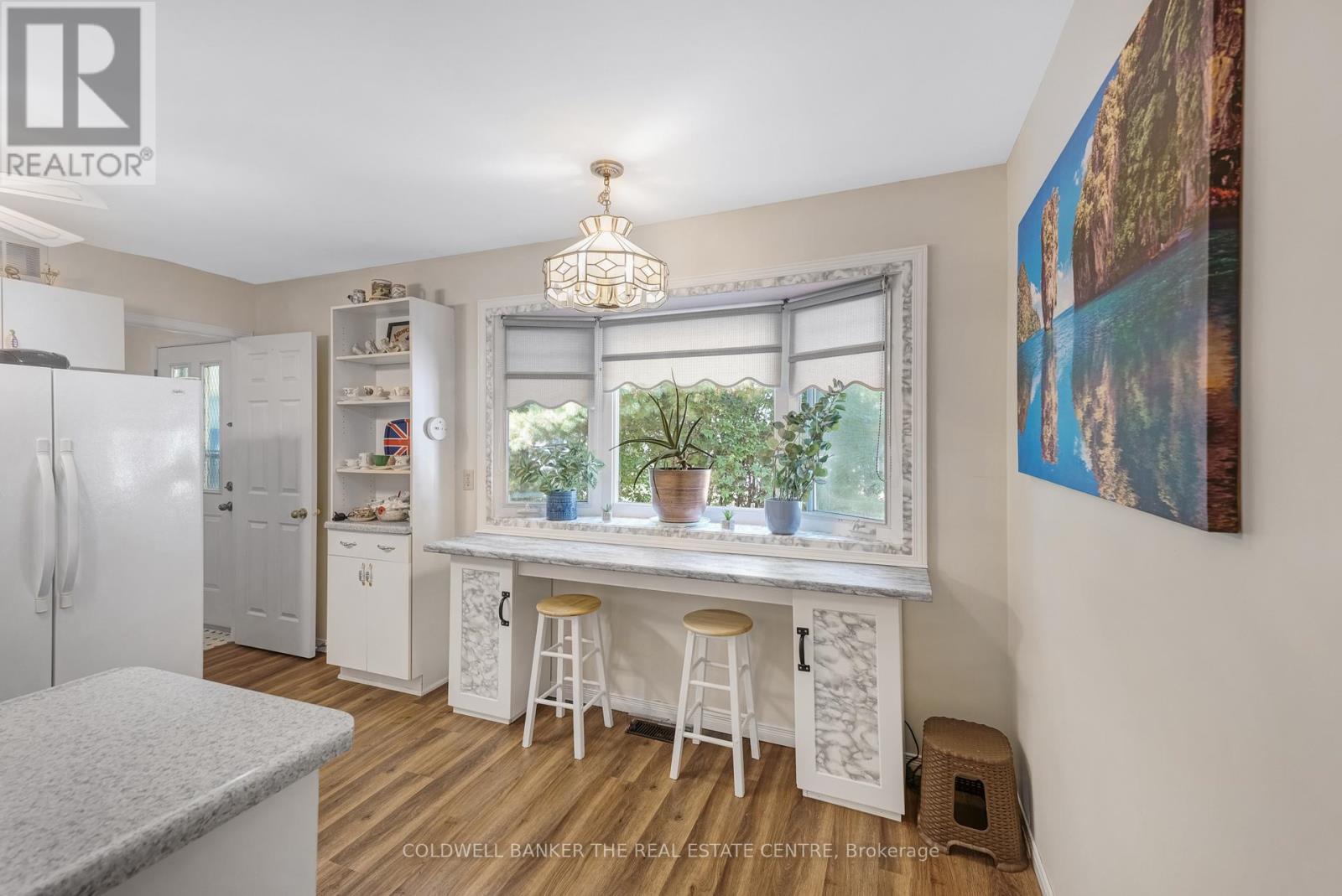 1 Reynolds Place, Prince Edward County, Ontario  K0K 3L0 - Photo 12 - X12471233