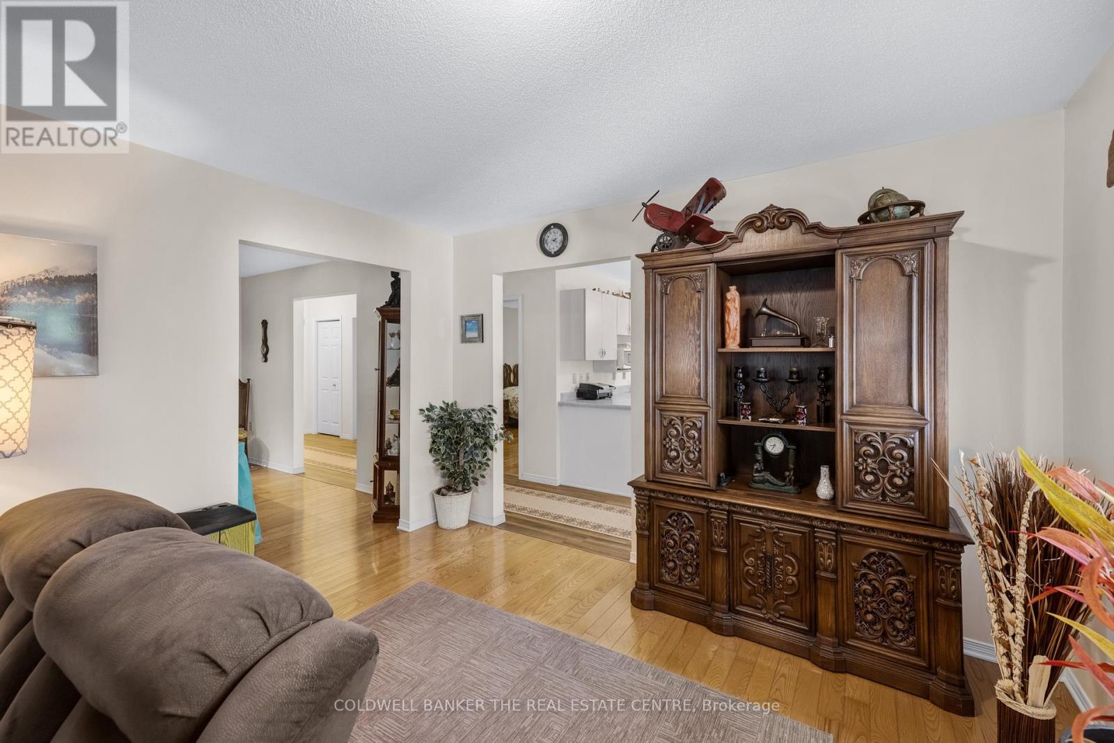 1 Reynolds Place, Prince Edward County, Ontario  K0K 3L0 - Photo 17 - X12471233
