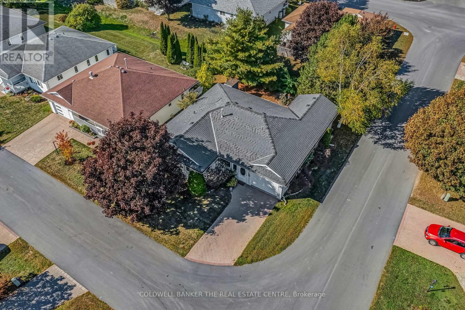 1 Reynolds Place, Prince Edward County, Ontario  K0K 3L0 - Photo 31 - X12471233