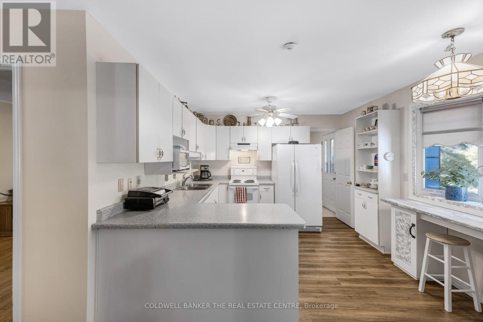 1 Reynolds Place, Prince Edward County, Ontario  K0K 3L0 - Photo 9 - X12471233