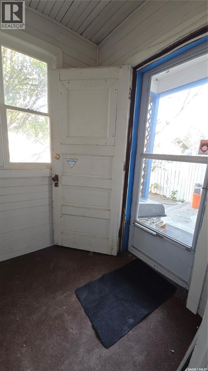 2143 Cameron Street, Regina, Saskatchewan  S4T 2V7 - Photo 11 - SK021155
