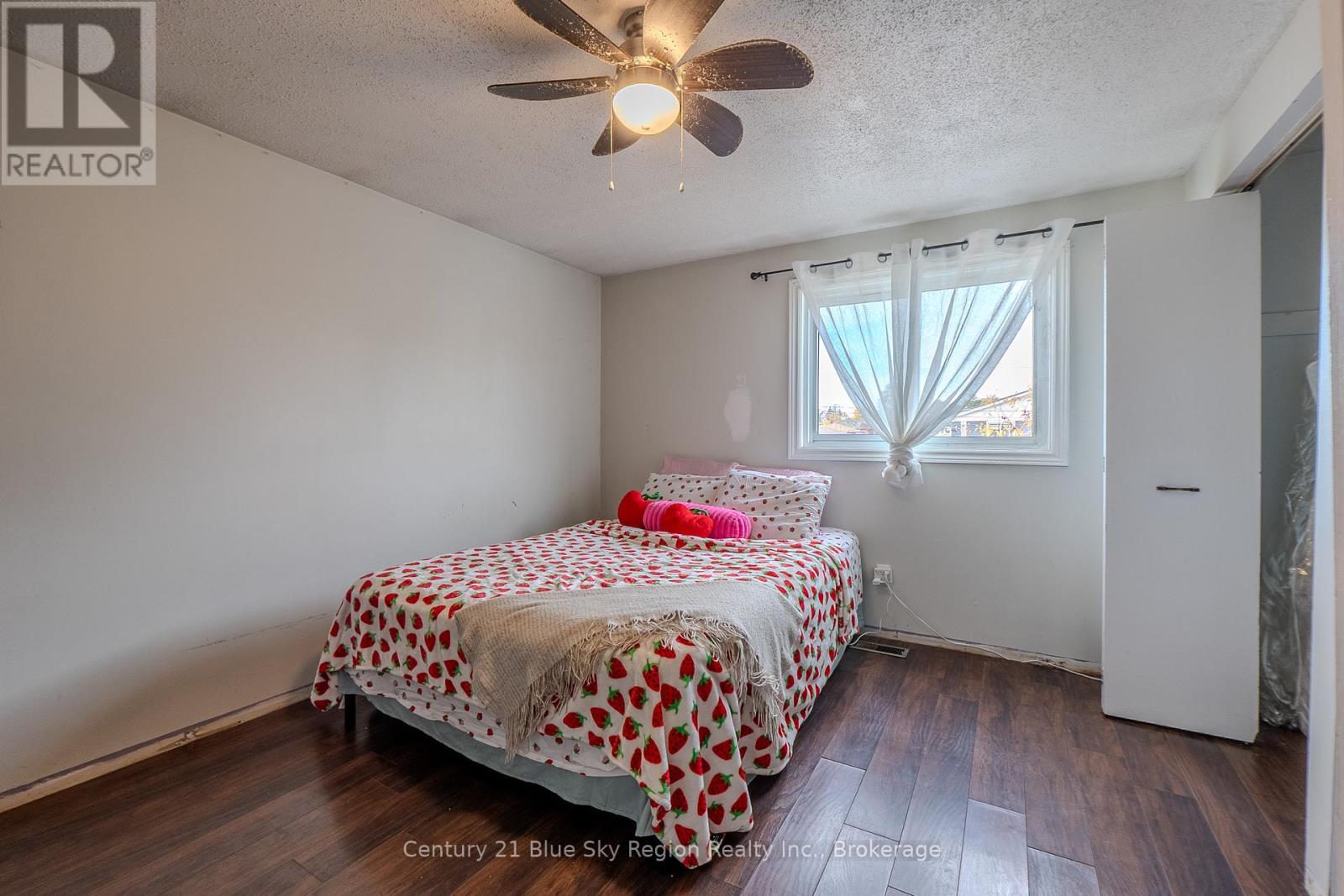 4 Sovereign Drive, North Bay, Ontario  P1A 2X9 - Photo 11 - X12471412