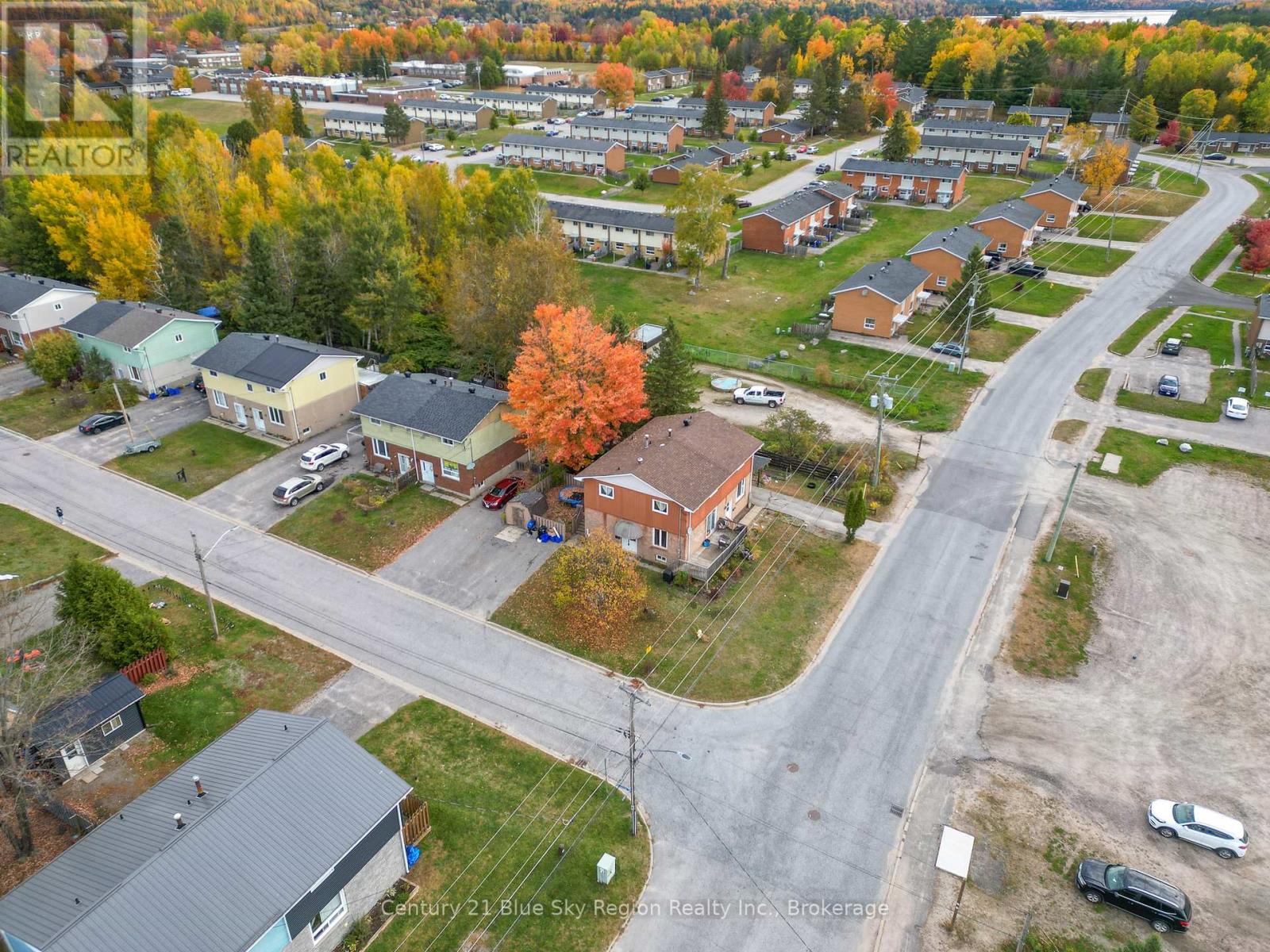 4 Sovereign Drive, North Bay, Ontario  P1A 2X9 - Photo 33 - X12471412