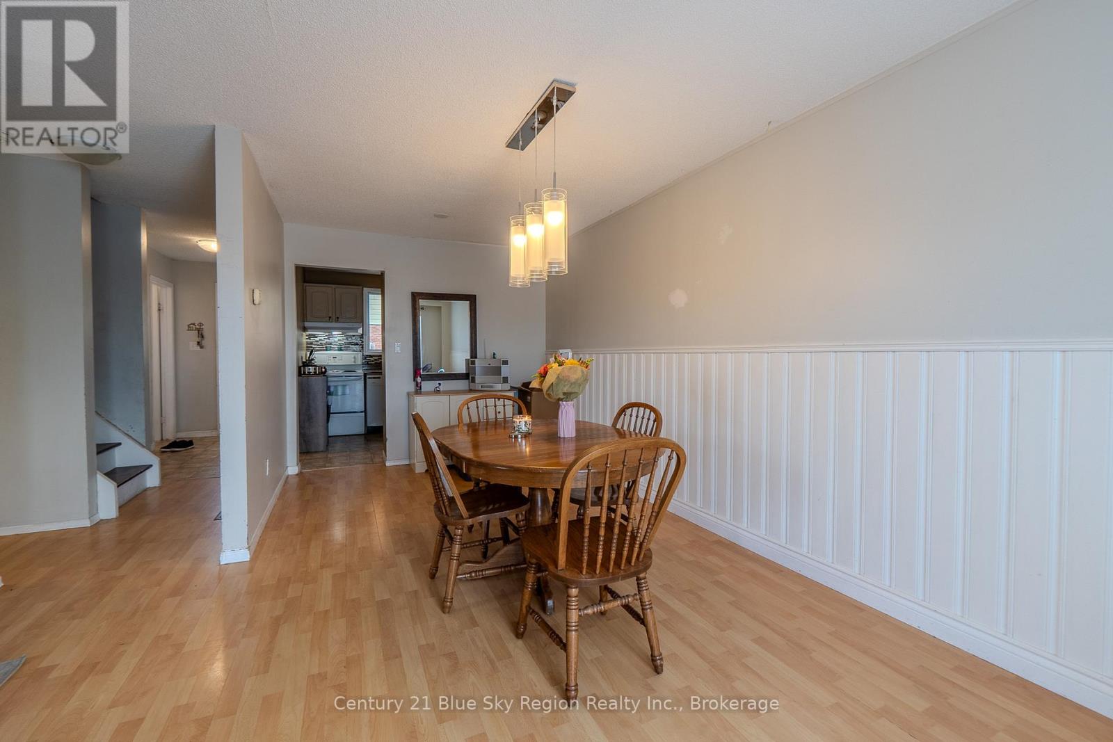 4 Sovereign Drive, North Bay, Ontario  P1A 2X9 - Photo 8 - X12471412