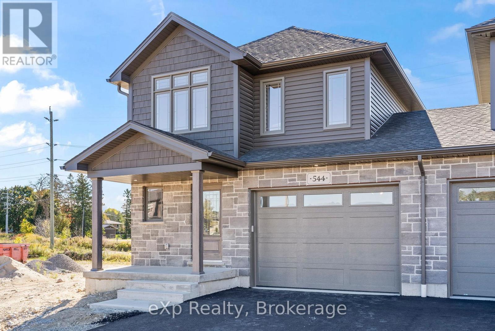 544 Newfoundland Street, Wellington North (Mount Forest), Ontario  N0G 2L2 - Photo 1 - X12471455