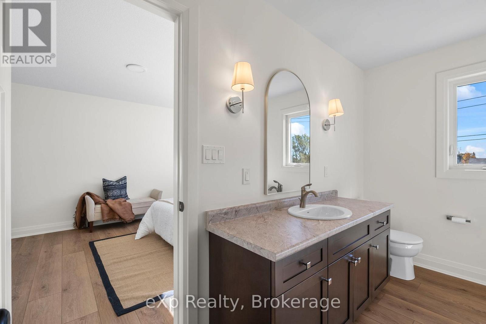 544 Newfoundland Street, Wellington North (Mount Forest), Ontario  N0G 2L2 - Photo 27 - X12471455