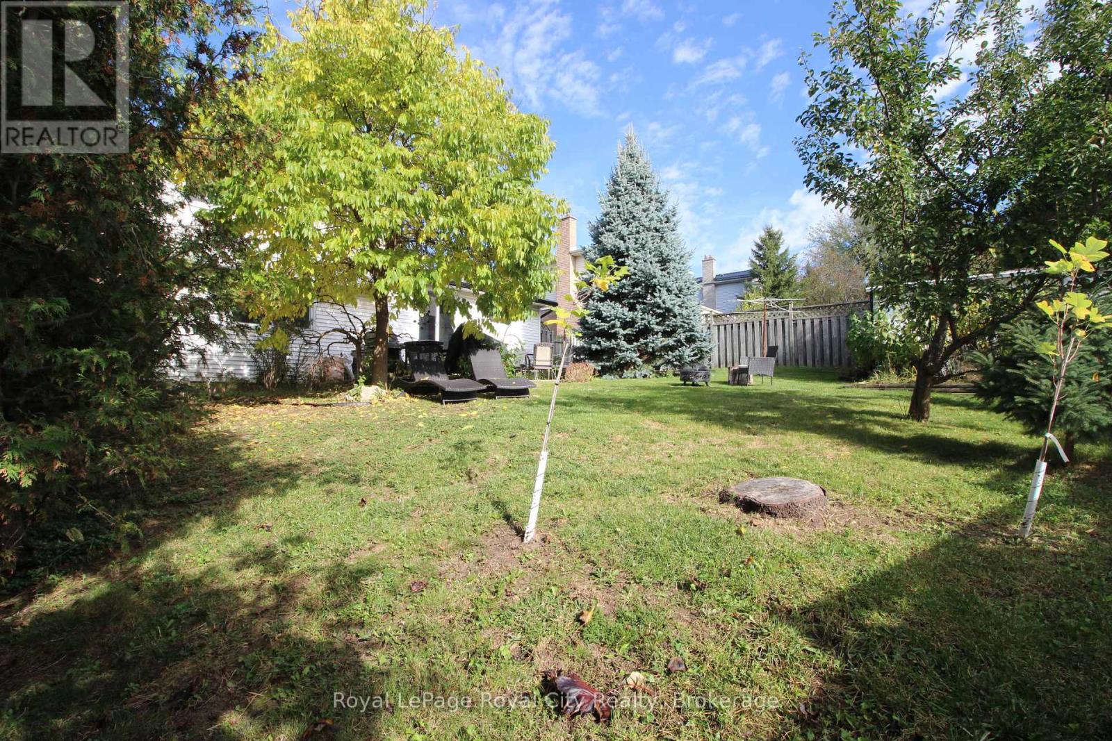 40 Shoemaker Crescent, Guelph (Willow West/sugarbush/west Acres), Ontario  N1K 1J6 - Photo 9 - X12471482
