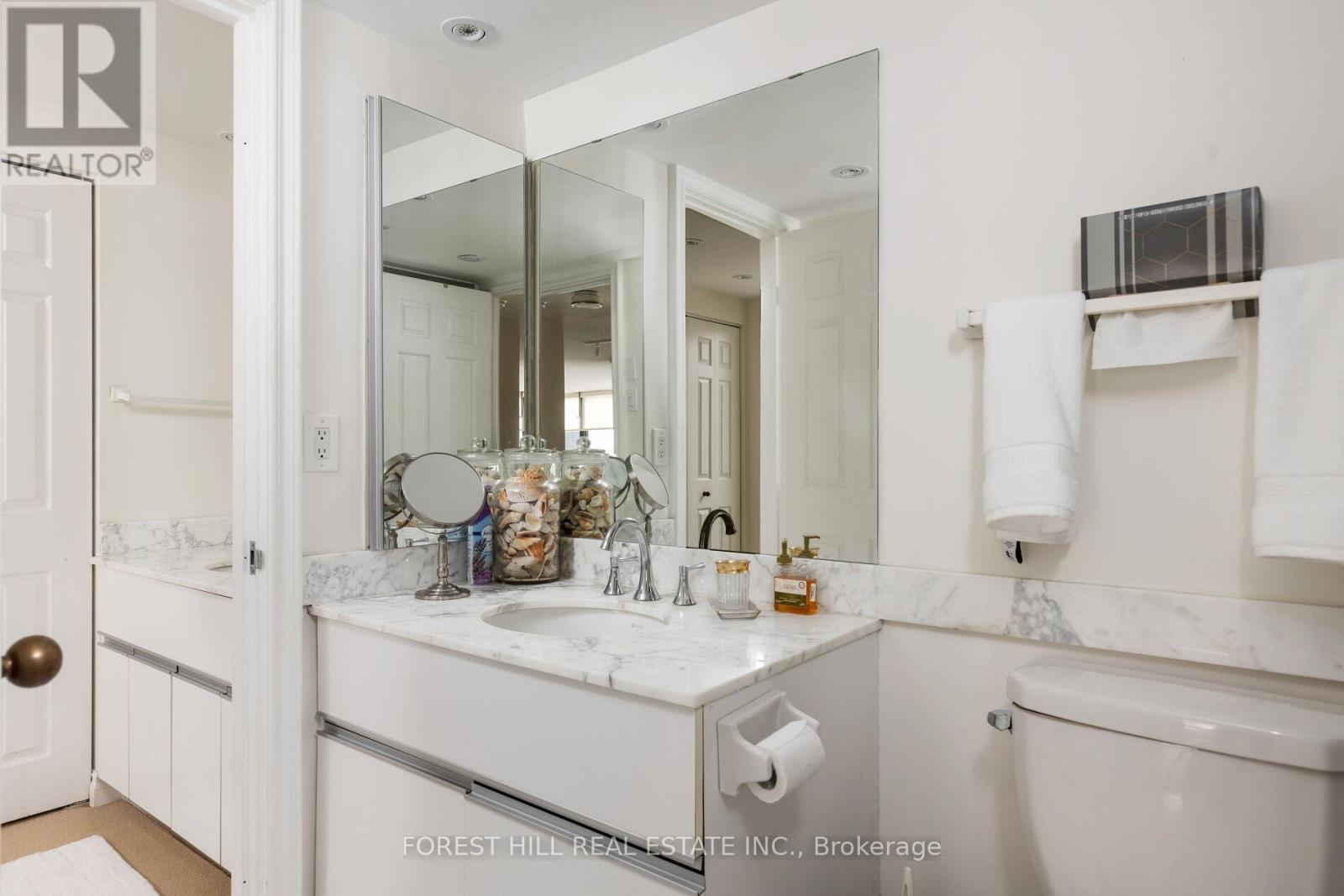 505 - 164 Cumberland Street, Toronto, Ontario  M5R 1A8 - Photo 30 - C12471343