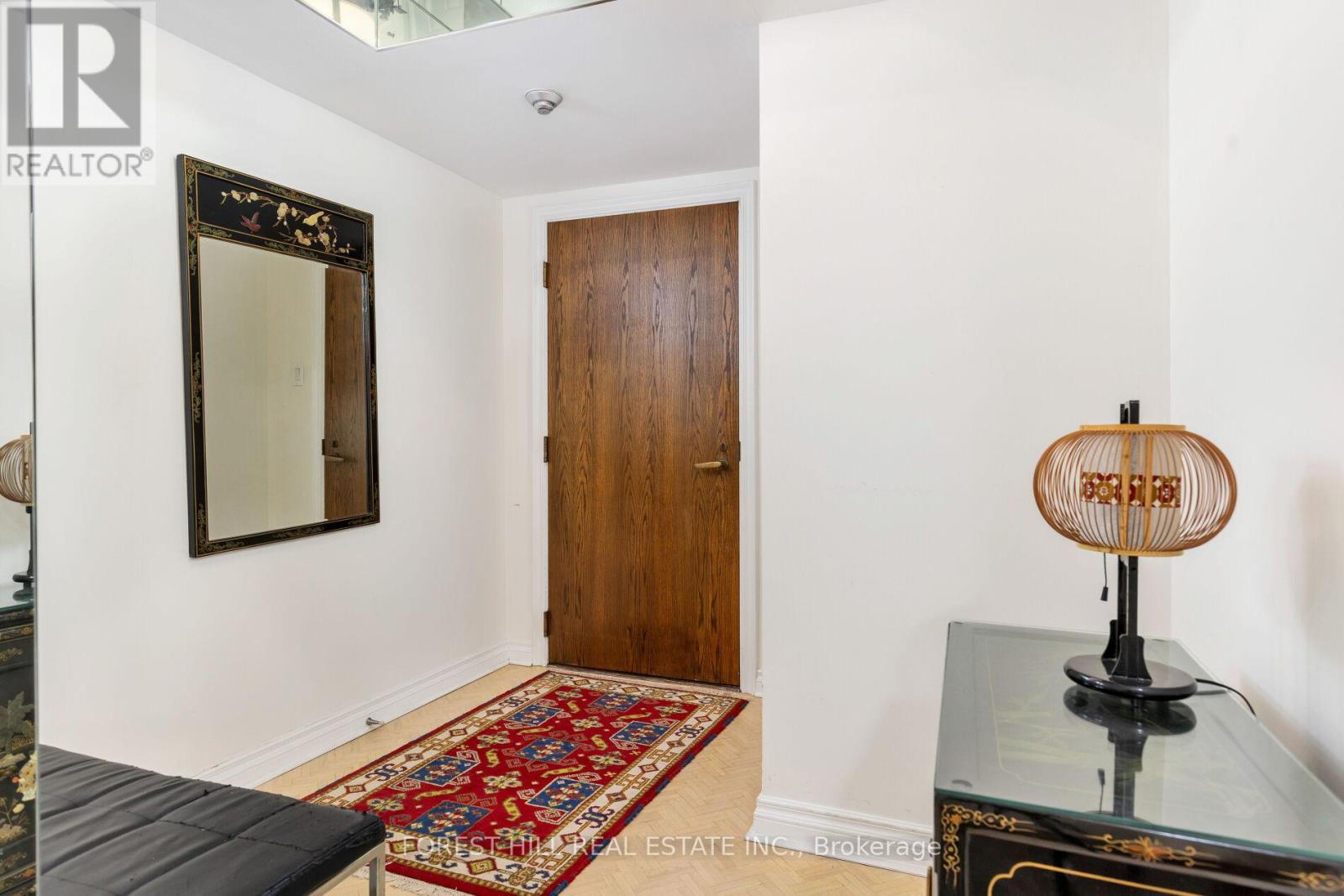505 - 164 Cumberland Street, Toronto, Ontario  M5R 1A8 - Photo 4 - C12471343