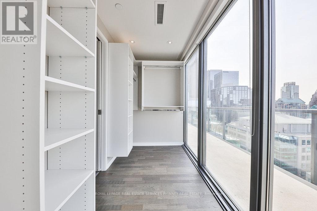 2501 - 60 Colborne Street, Toronto, Ontario  M5E 0B7 - Photo 14 - C12471378