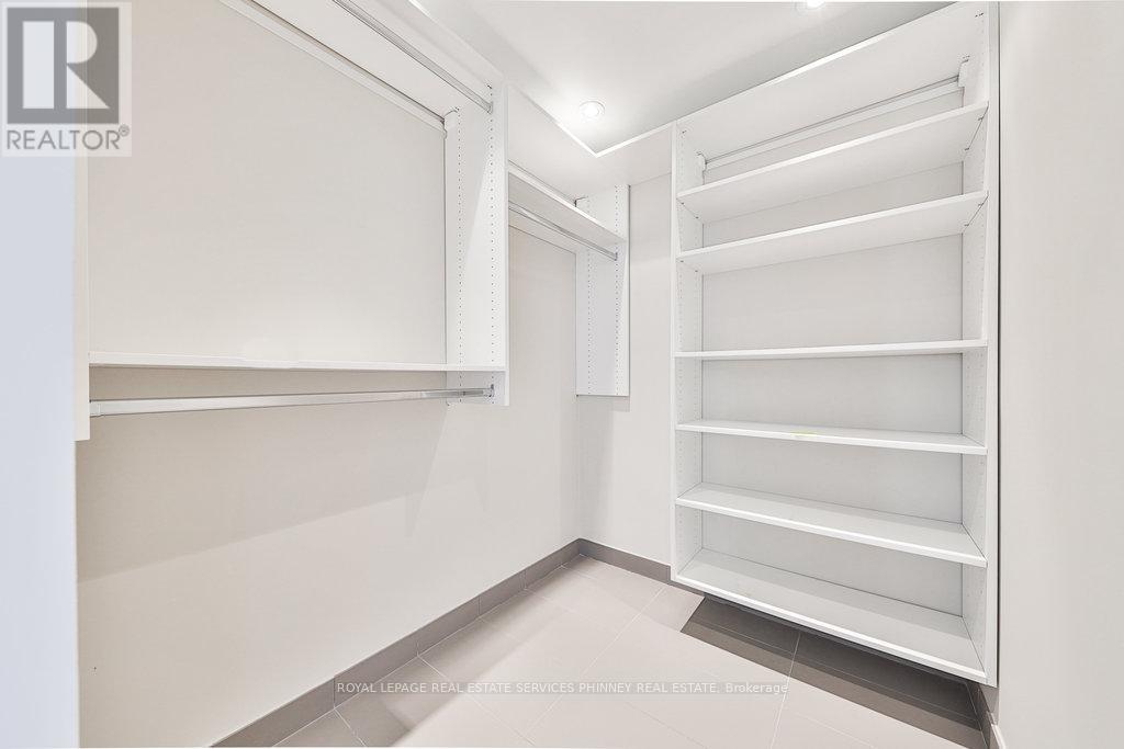 2501 - 60 Colborne Street, Toronto, Ontario  M5E 0B7 - Photo 19 - C12471378
