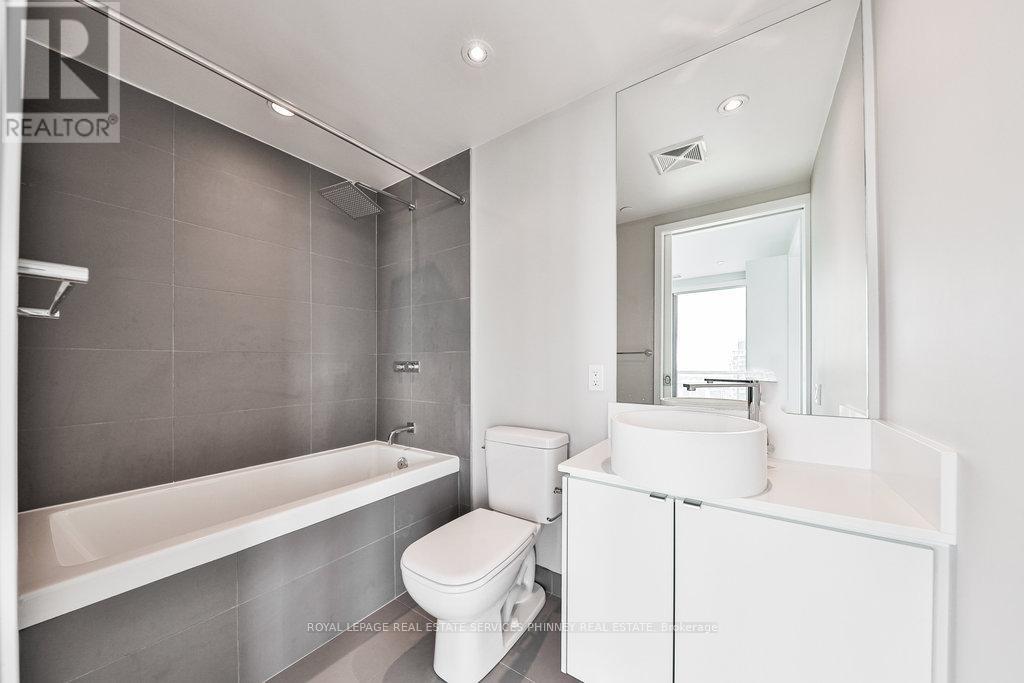 2501 - 60 Colborne Street, Toronto, Ontario  M5E 0B7 - Photo 27 - C12471378