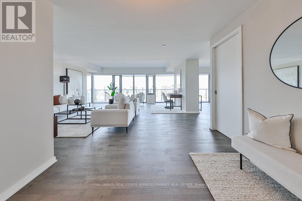 2501 - 60 Colborne Street, Toronto, Ontario  M5E 0B7 - Photo 3 - C12471378