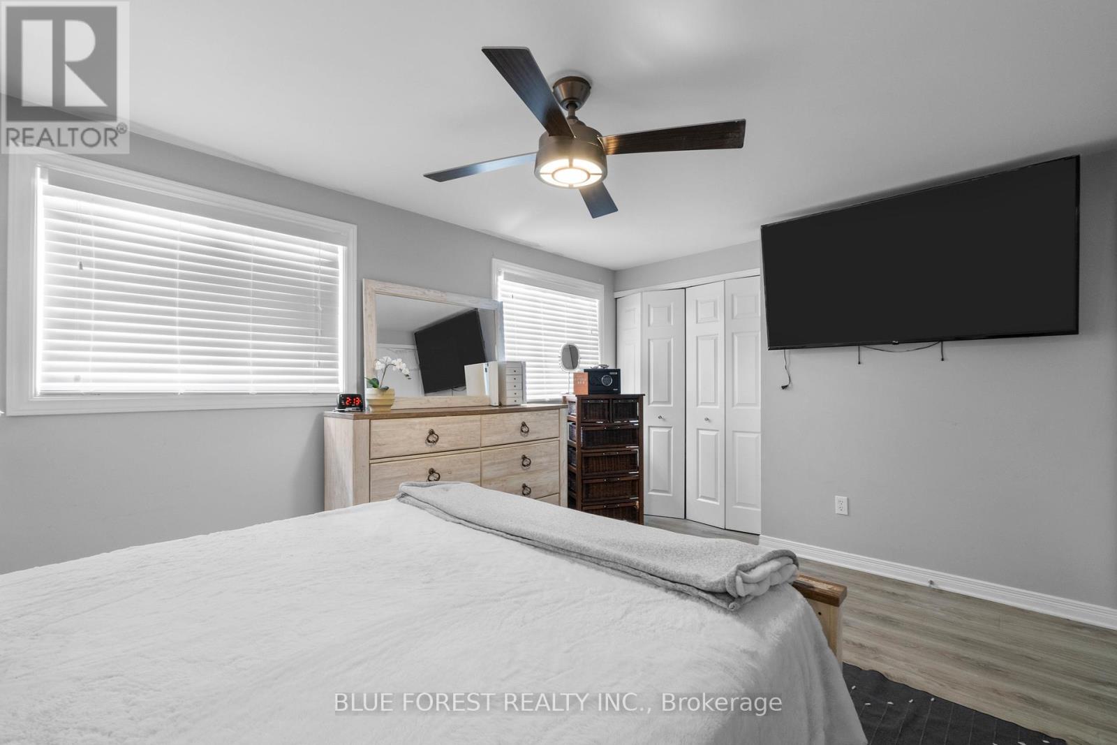 18 - 166 Southdale Road W, London South, Ontario  N6J 2J1 - Photo 12 - X12471485