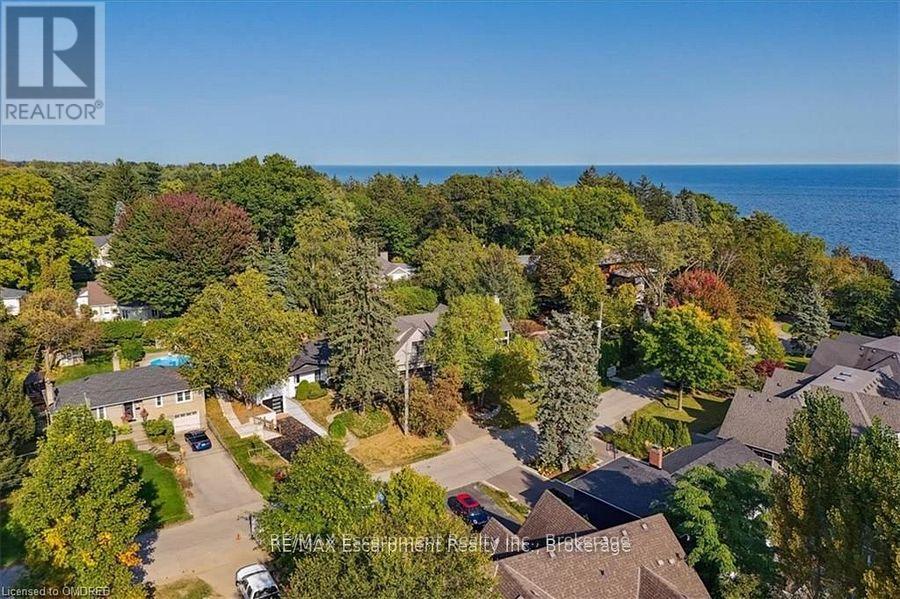 214 Lakewood Drive, Oakville, Ontario  L6K 1B2 - Photo 37 - W12471496