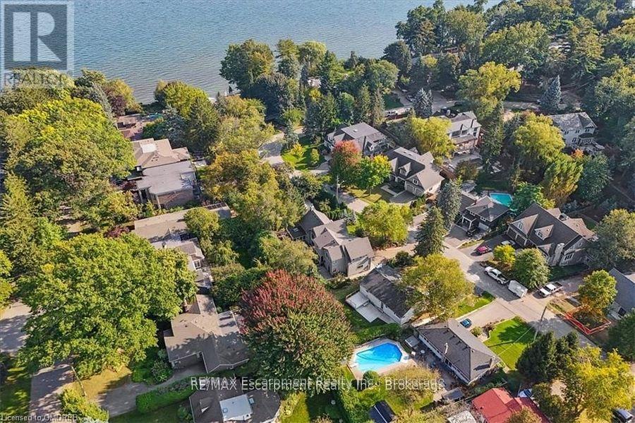 214 Lakewood Drive, Oakville, Ontario  L6K 1B2 - Photo 41 - W12471496