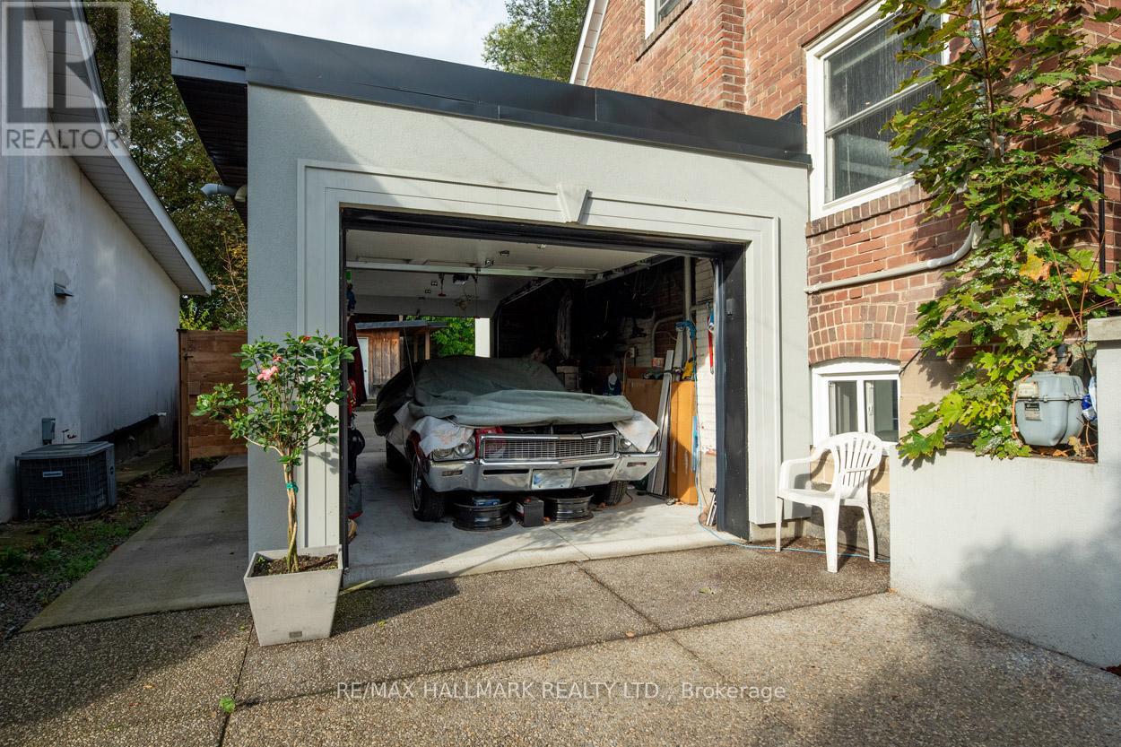 110 Lakeside Avenue, Toronto, Ontario  M1N 3C1 - Photo 37 - E12471356