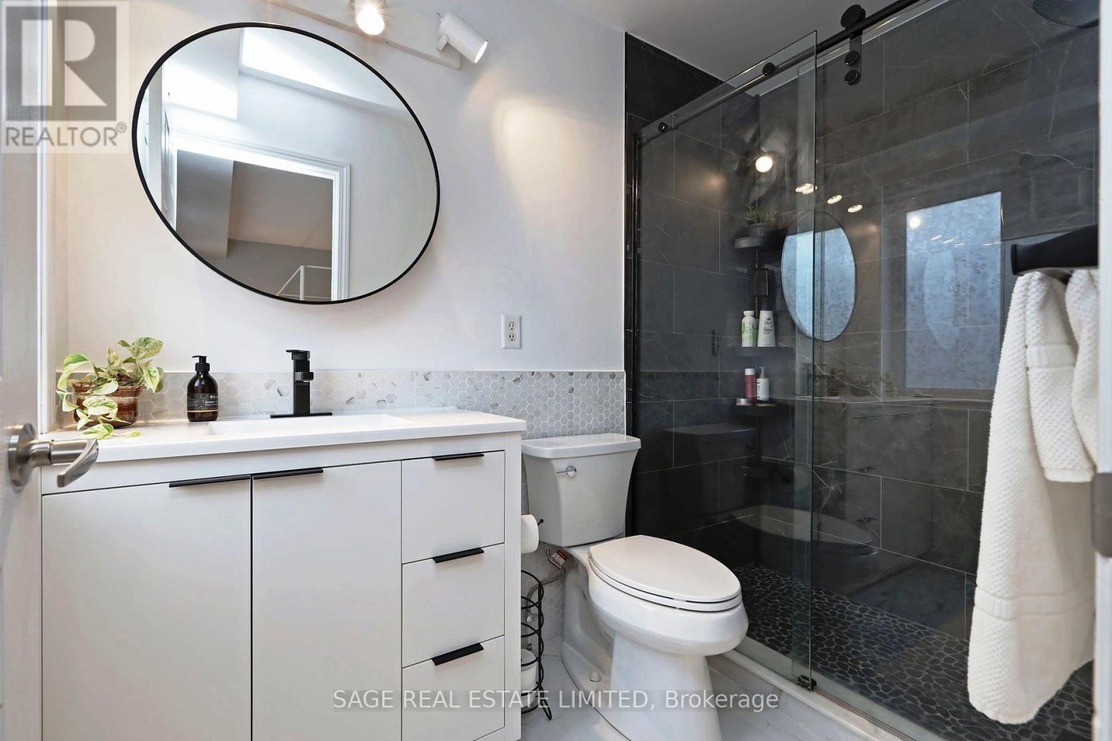 23 Ferguson Street, Toronto, Ontario  M1L 0C2 - Photo 30 - E12471376