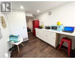 Lower - 26 Leyton Avenue, Toronto (Oakridge), Ca