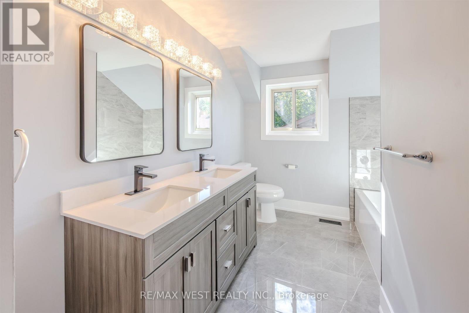 12 Tredvalley Grove, Toronto, Ontario  M1C 3J4 - Photo 28 - E12462264