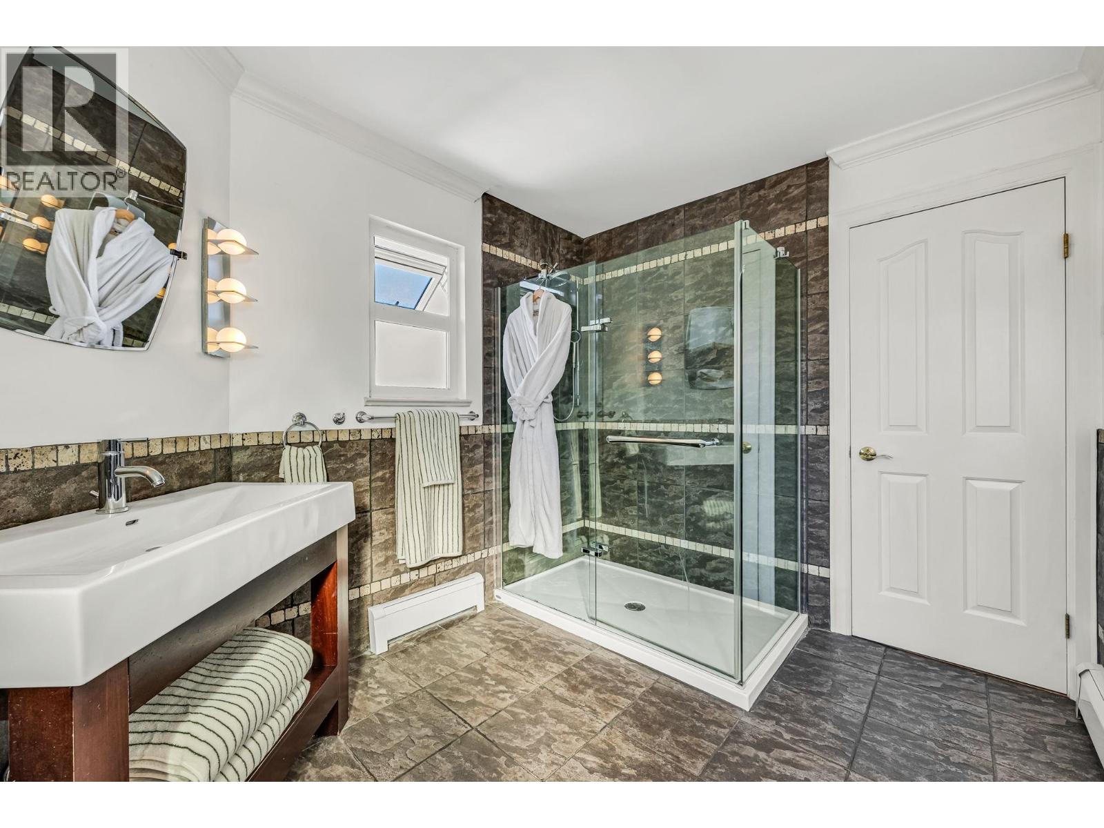 3191 E Eight Avenue, Vancouver, British Columbia  V5M 1X5 - Photo 9 - R3059860