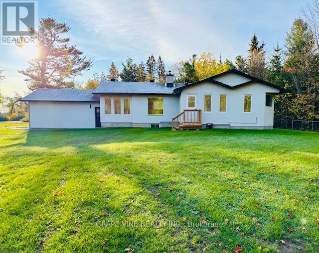 135 Manion Road, Ottawa, Ontario  K0A 1L0 - Photo 3 - X12397558