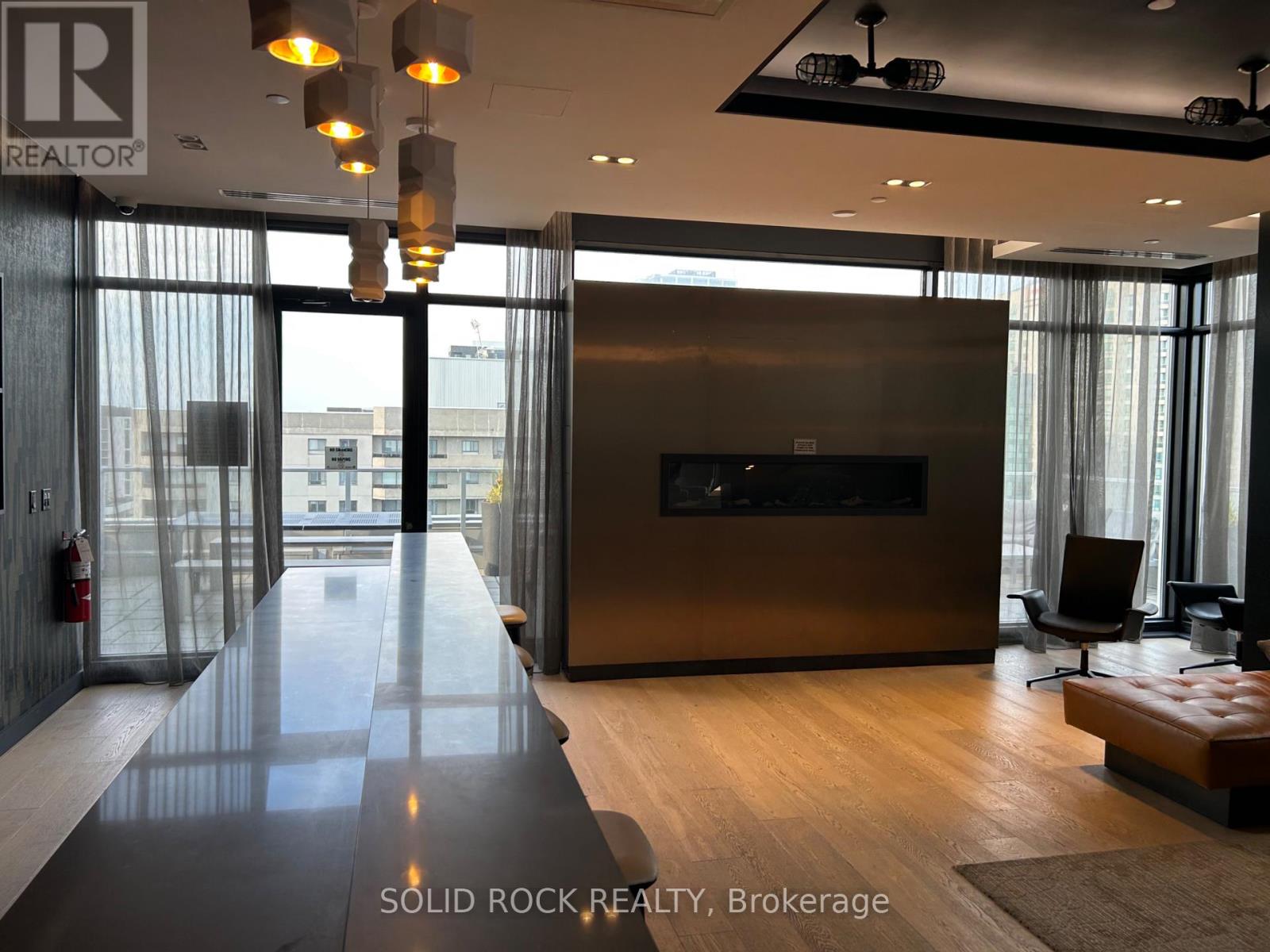 213 - 255 Bay Street, Ottawa, Ontario  K1R 5Z4 - Photo 29 - X12469865