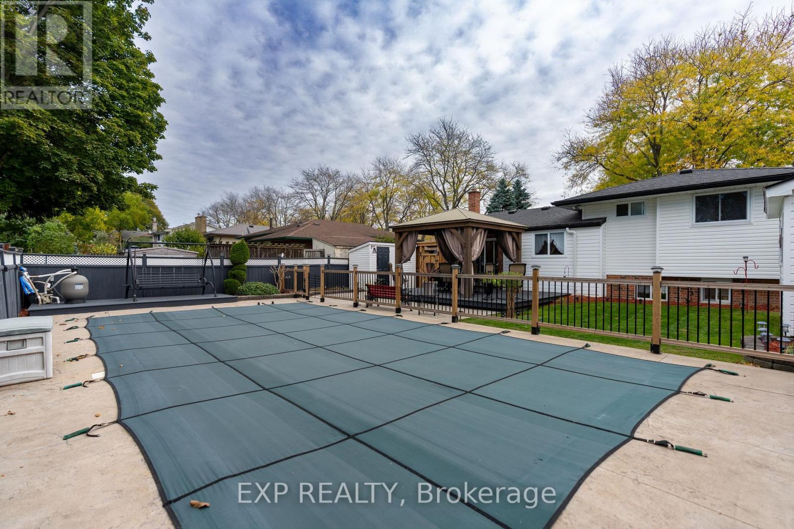 7141 Rosseau Place, Niagara Falls, Ontario  L2J 3V1 - Photo 37 - X12471457