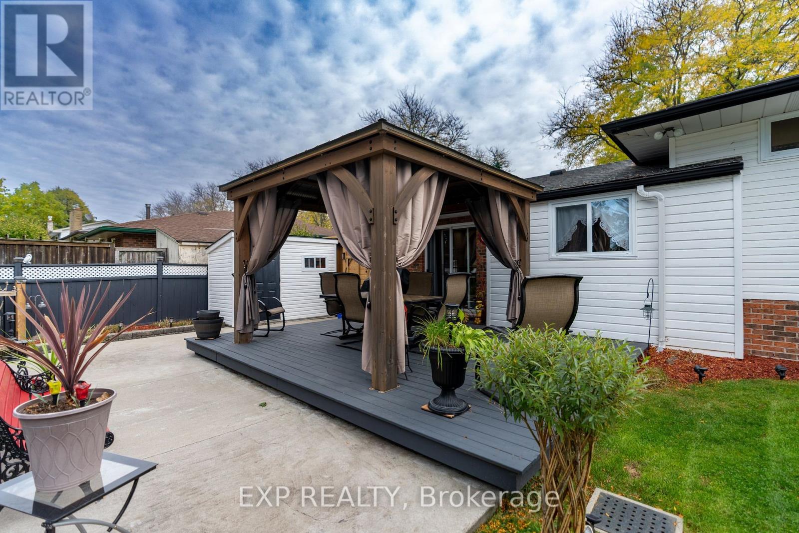 7141 Rosseau Place, Niagara Falls, Ontario  L2J 3V1 - Photo 38 - X12471457