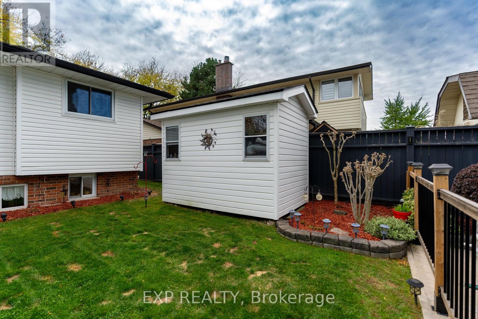 7141 Rosseau Place, Niagara Falls, Ontario  L2J 3V1 - Photo 42 - X12471457