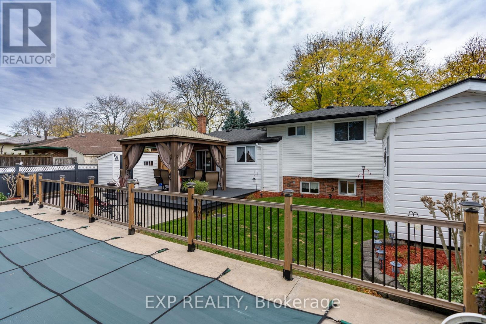 7141 Rosseau Place, Niagara Falls, Ontario  L2J 3V1 - Photo 44 - X12471457