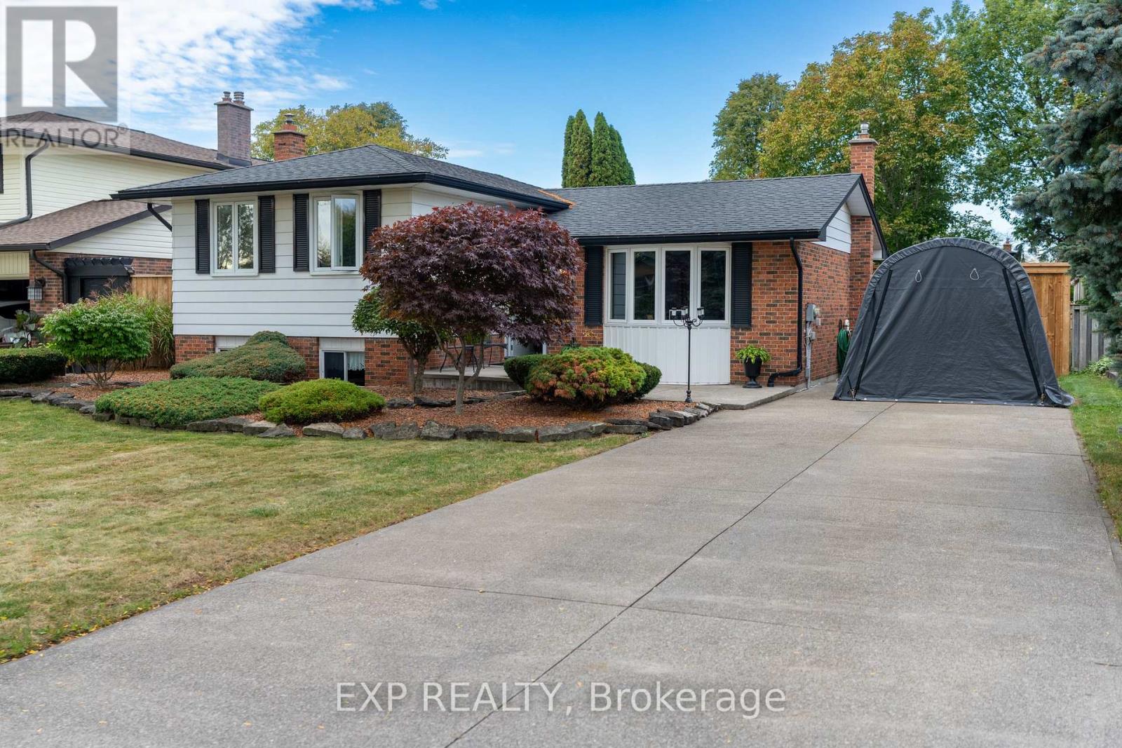 7141 Rosseau Place, Niagara Falls, Ontario  L2J 3V1 - Photo 47 - X12471457